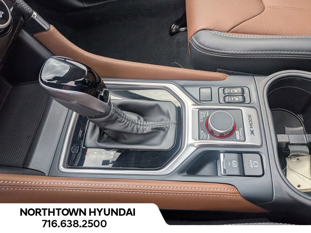 Used 2023 Subaru Forester Touring image 16