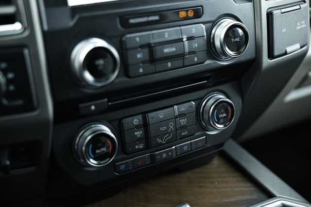 Used 2018 Ford F250 Limited w/ FX4 Off-Road Package image 40