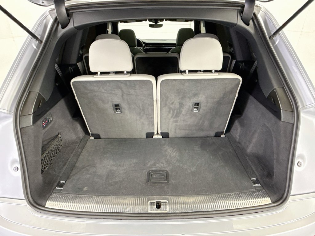 Used 2020 Audi Q7 3.0T Premium Plus w/ Premium Plus Package AWD/4WD image 28