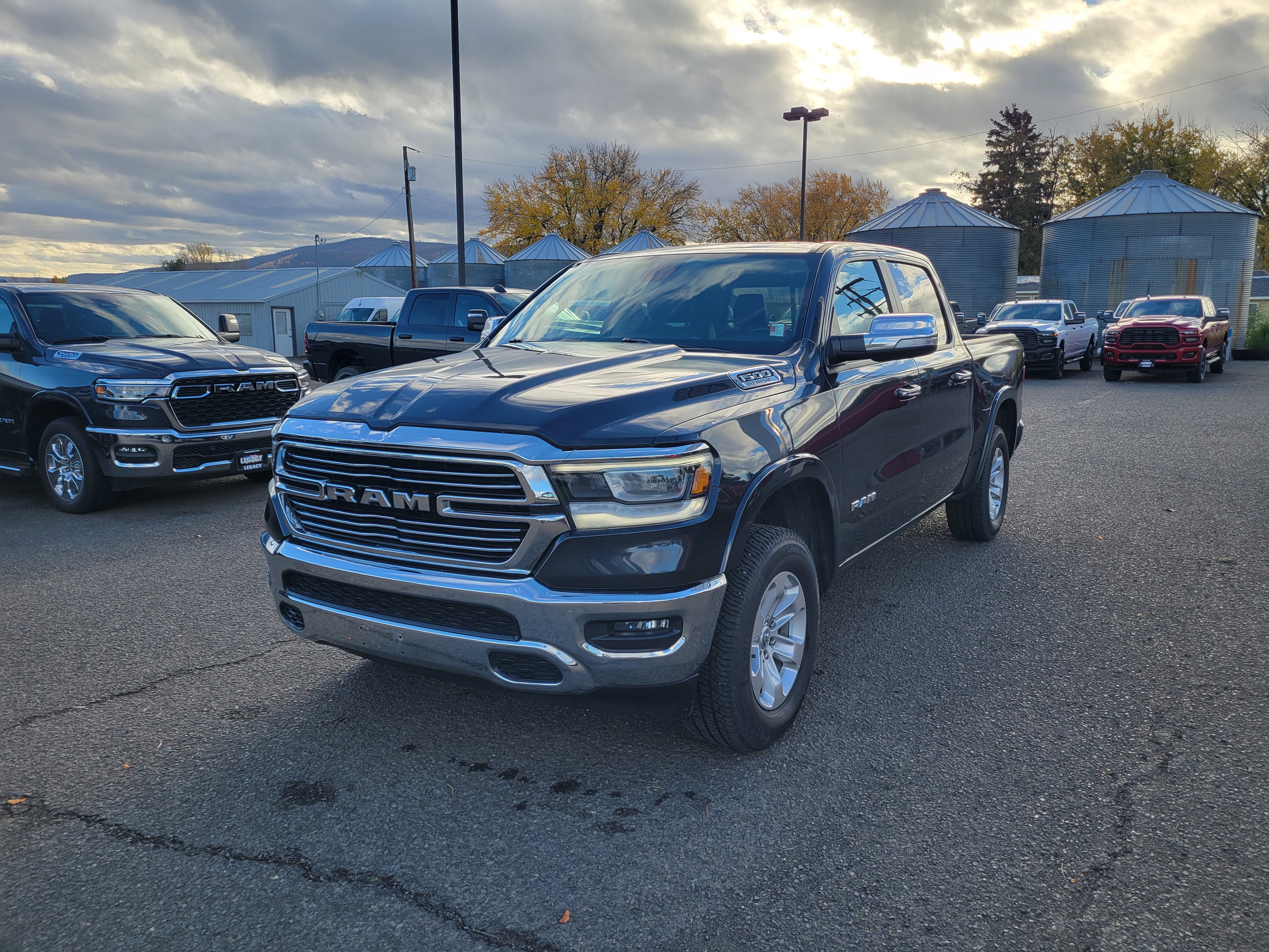 Used 2019 RAM 1500 Laramie image 14