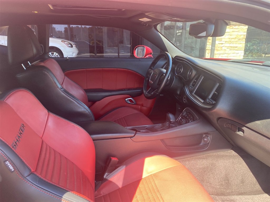 Used 2016 Dodge Challenger R/T Plus RWD image 9