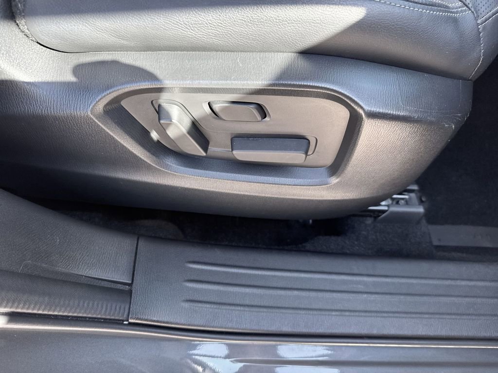 Used 2023 MAZDA CX-9 Touring Plus AWD/4WD image 45