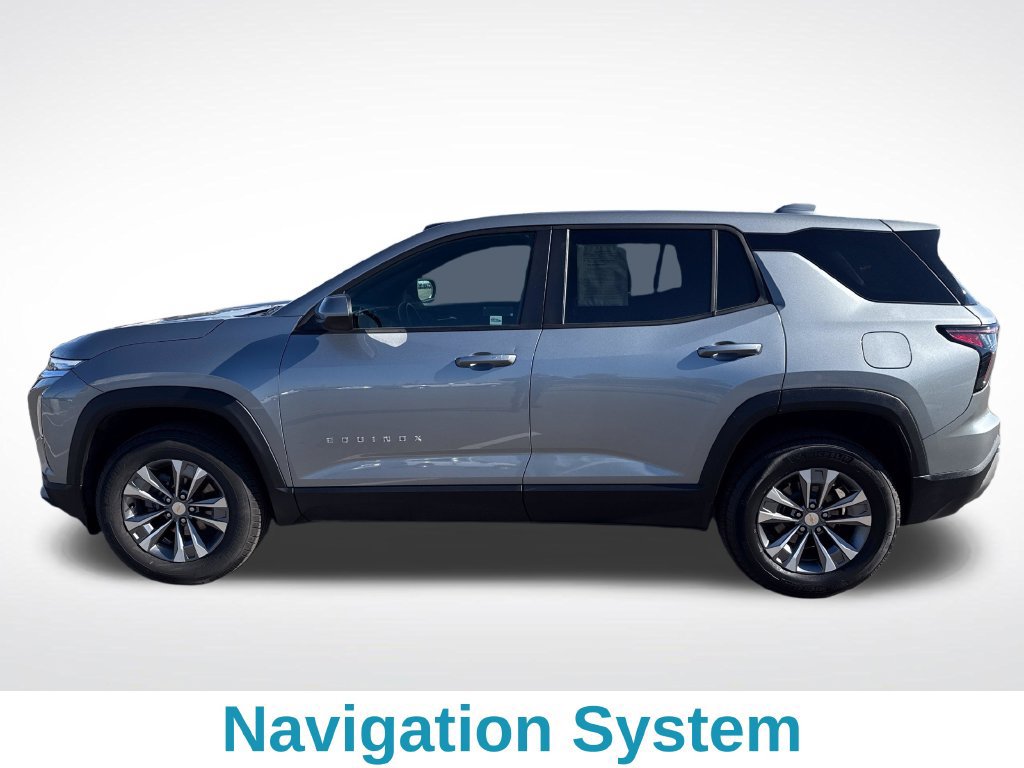 Used 2026 Chevrolet Equinox LT AWD/4WD image 2