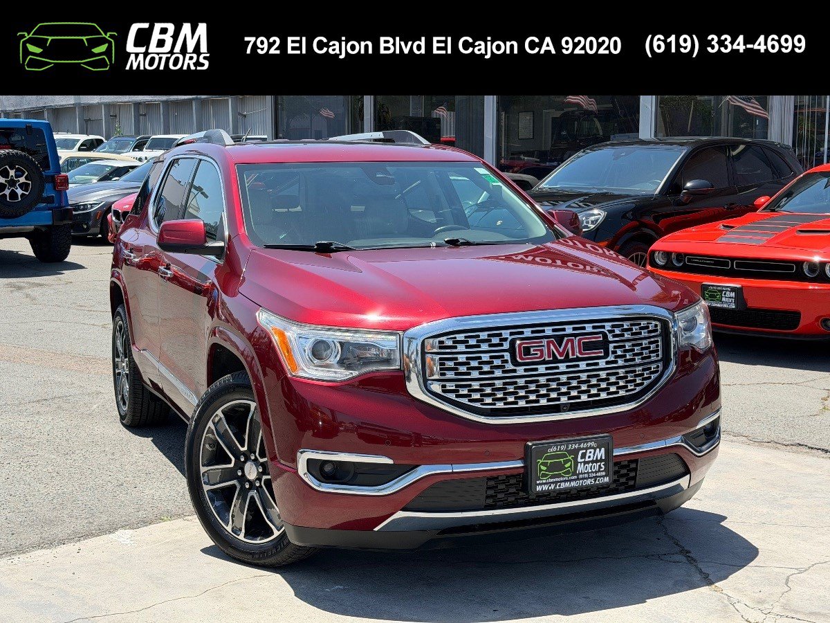Used 2017 GMC Acadia Denali w/ Technology Package FWD image 1