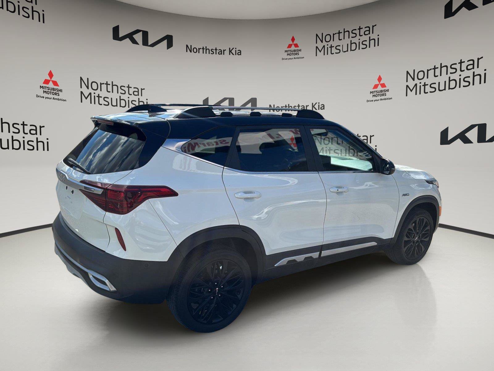 Used 2022 Kia Seltos Nightfall Edition AWD/4WD image 10