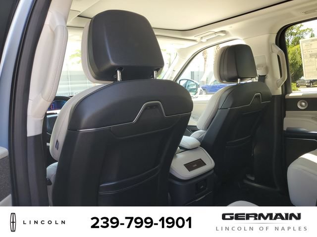 New 2026 Lincoln Navigator L Reserve AWD/4WD image 21
