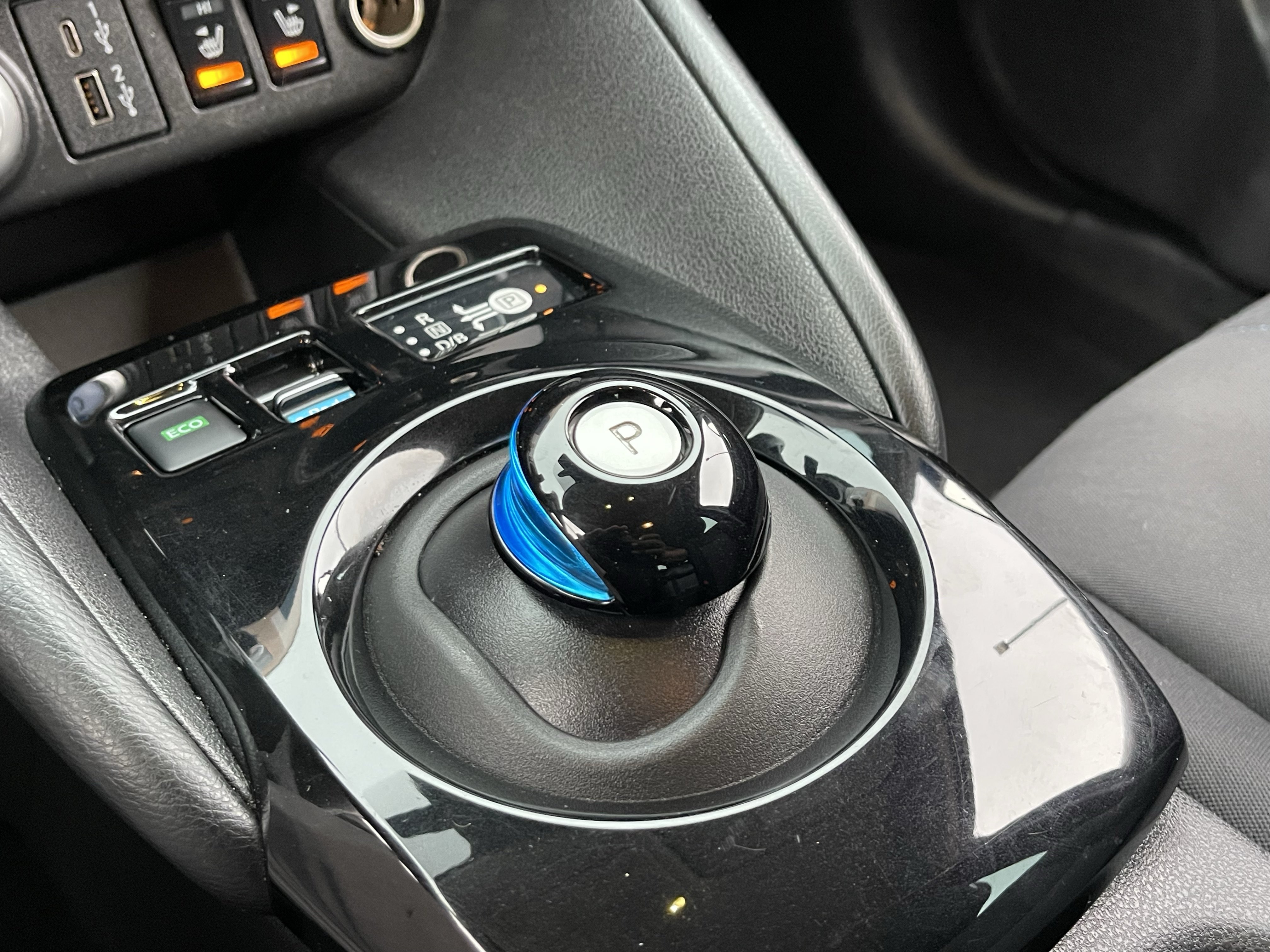 Used 2022 Nissan Leaf SV FWD image 24