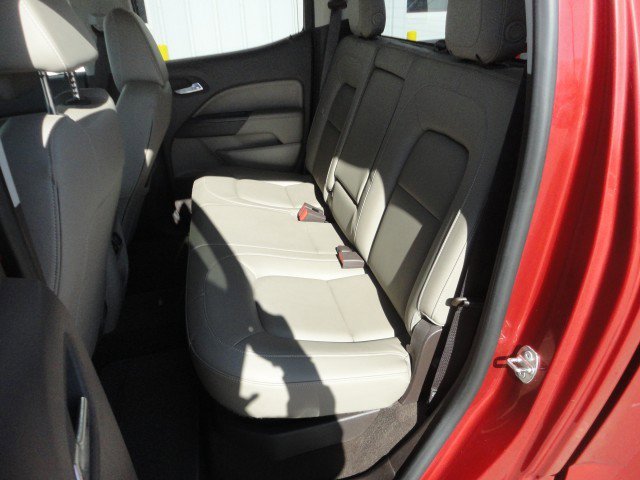 Used 2015 GMC Canyon SLT w/ Driver Alert Package AWD/4WD image 10