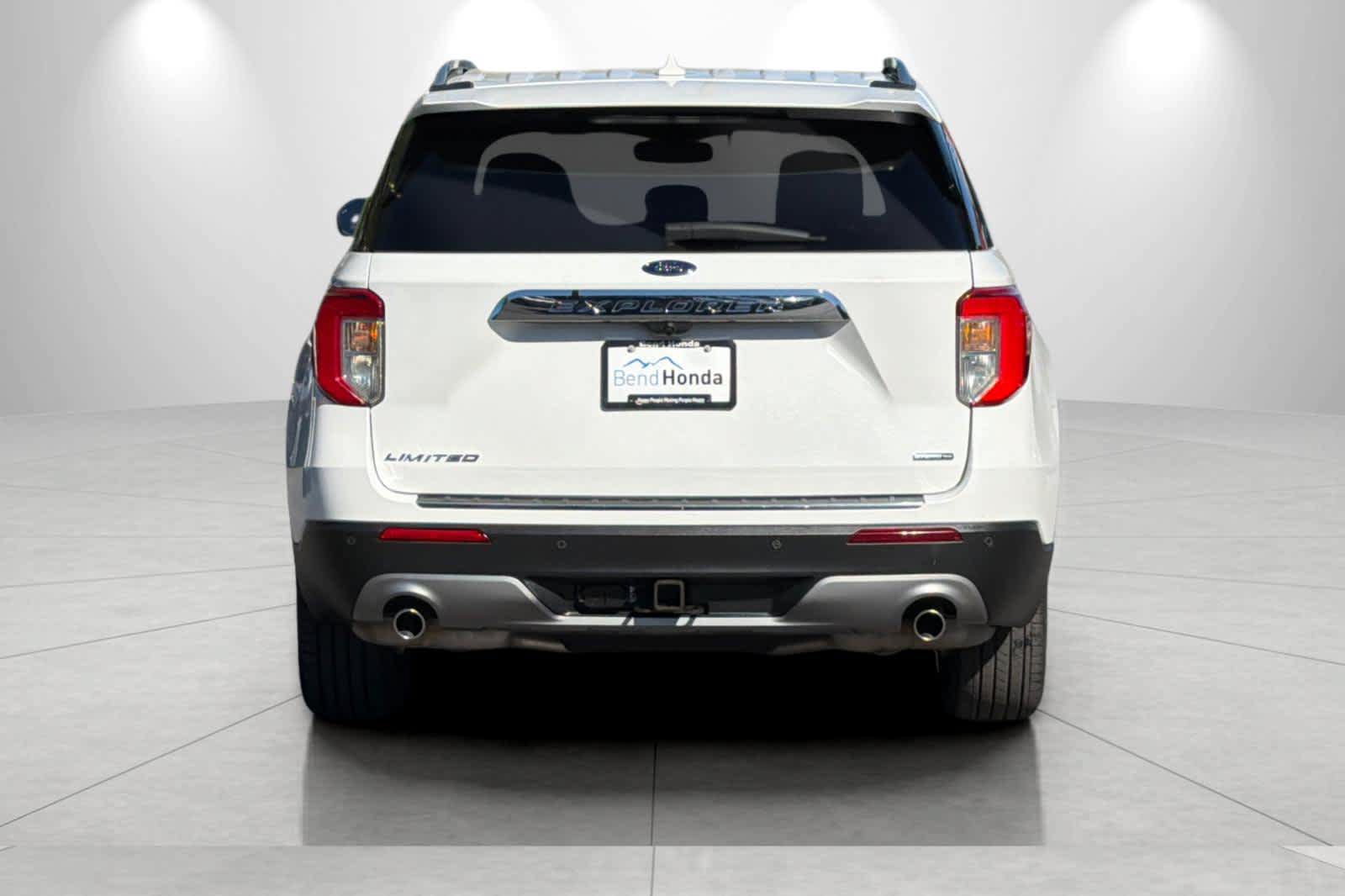 Used 2021 Ford Explorer Limited w/ Hybrid Equipment Group 310A AWD/4WD image 7