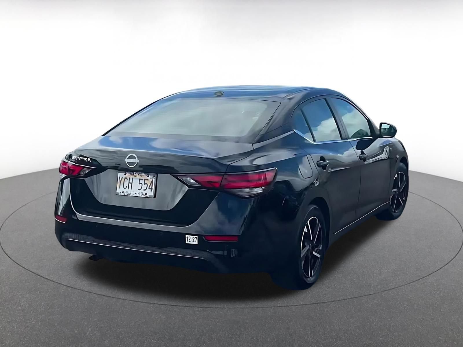 Used 2025 Nissan Sentra SV FWD image 14