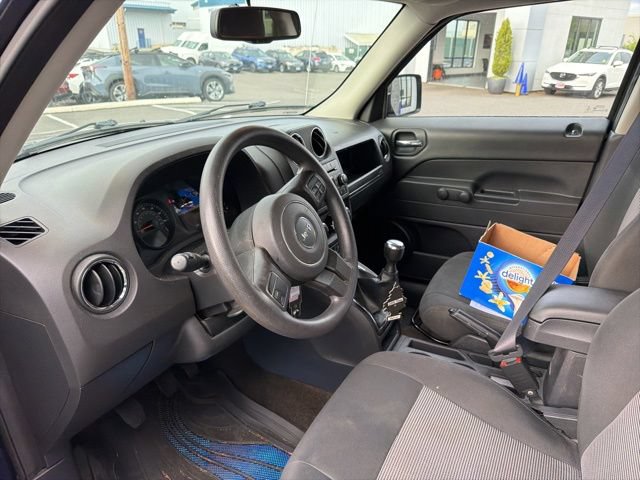 Used 2016 Jeep Patriot Sport FWD image 5