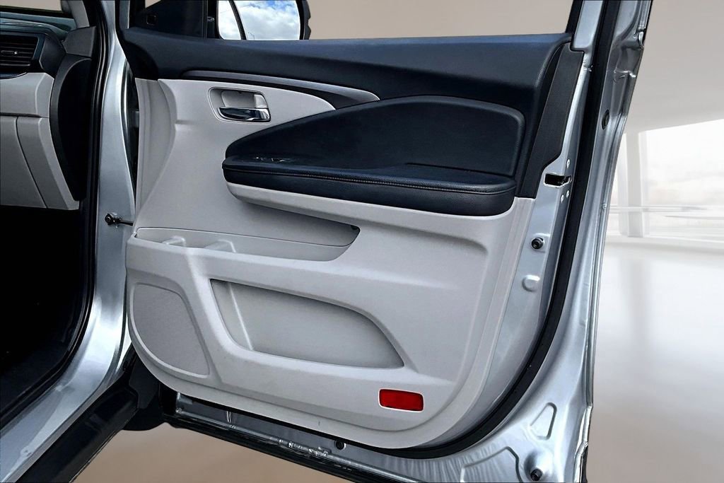 Used 2021 Honda Pilot Special Edition image 28
