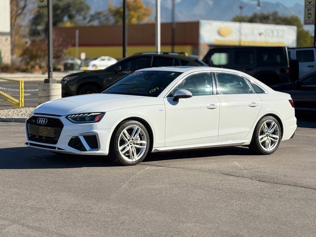 Used 2023 Audi A4 2.0T Premium Plus image 3