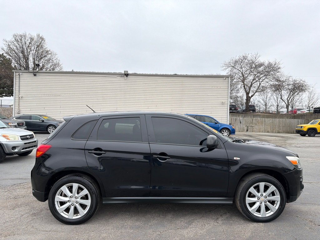 Used 2014 Mitsubishi Outlander Sport ES FWD image 5