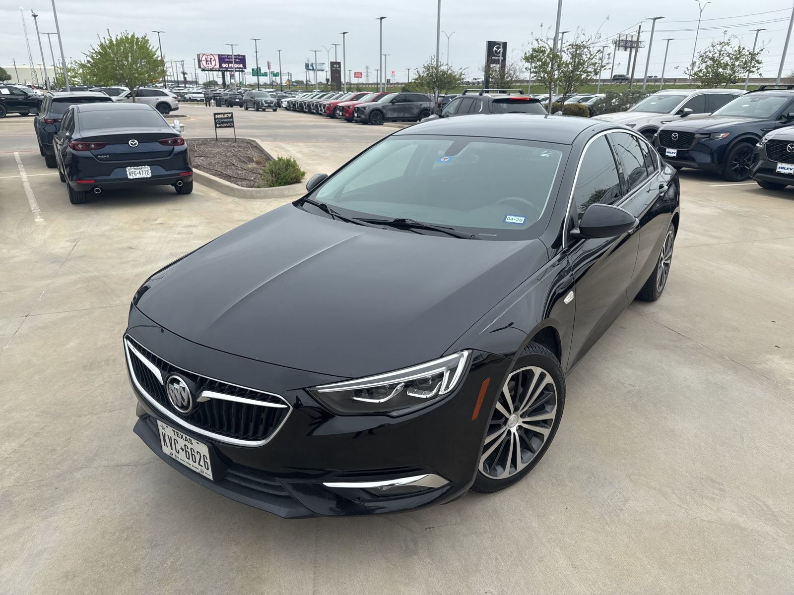 Used 2018 Buick Regal Essence w/ Driver Confidence Package #1
