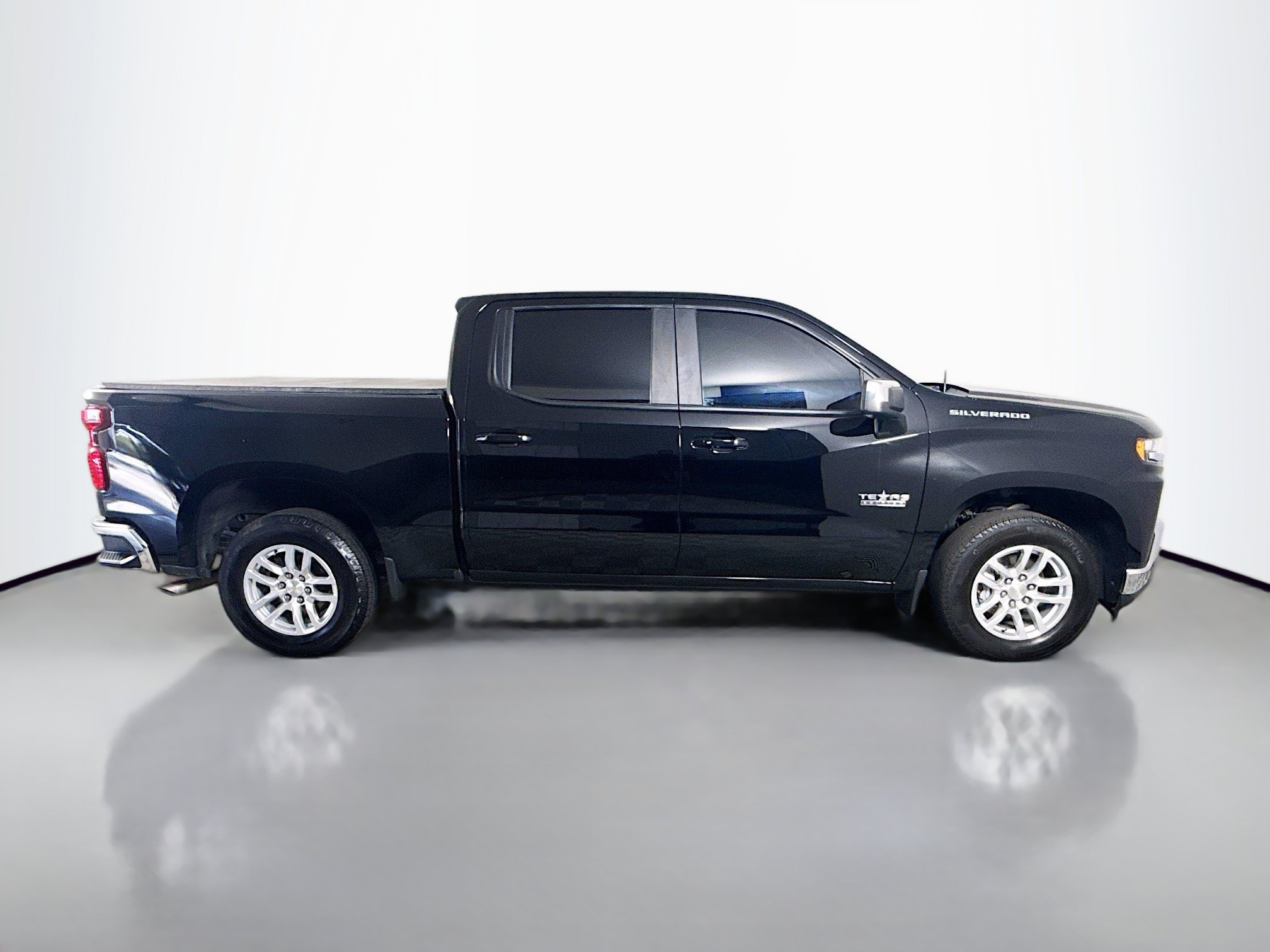 Used 2021 Chevrolet Silverado 1500 LT w/ Bed Protection Package RWD image 11