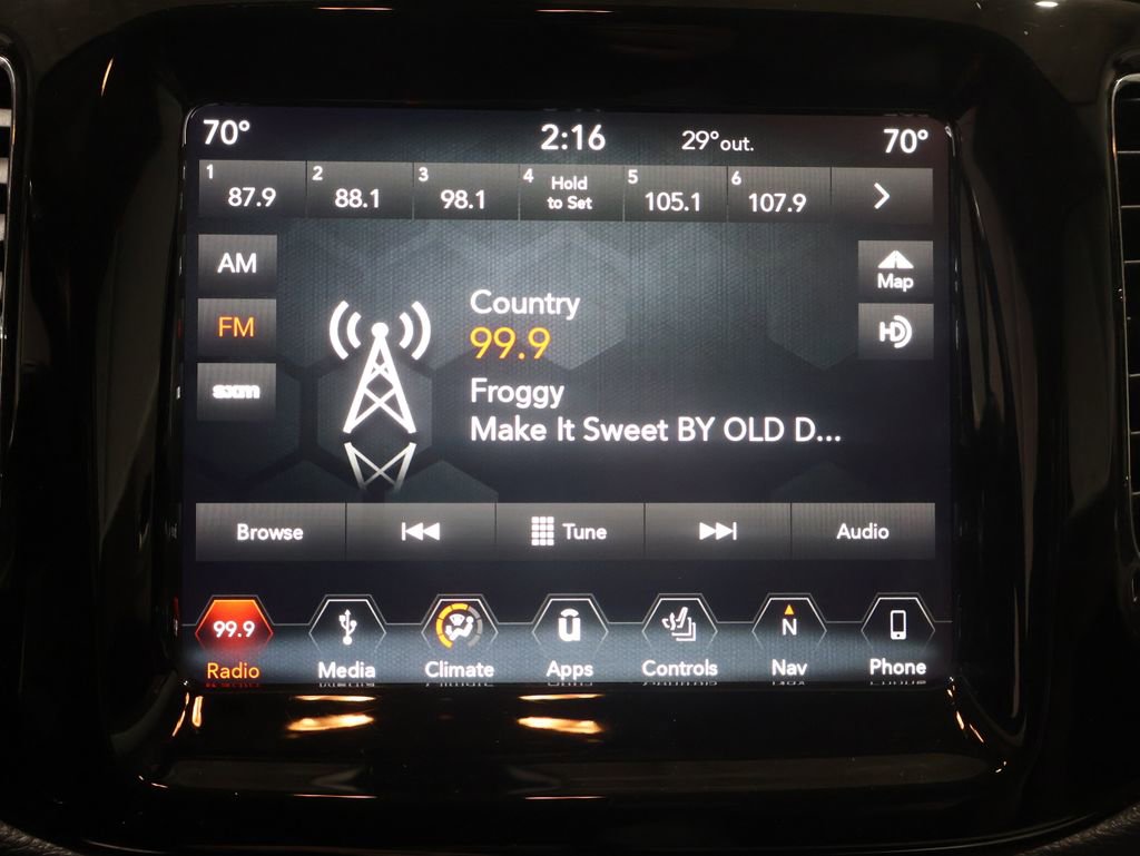 Used 2019 Jeep Compass Limited image 30