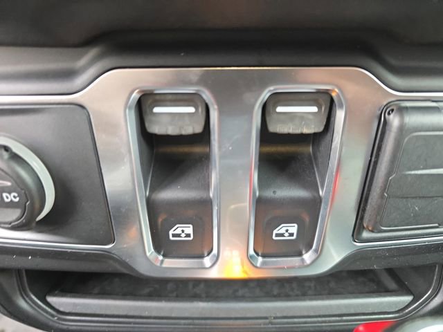 Used 2024 Jeep Wrangler Sport S image 30