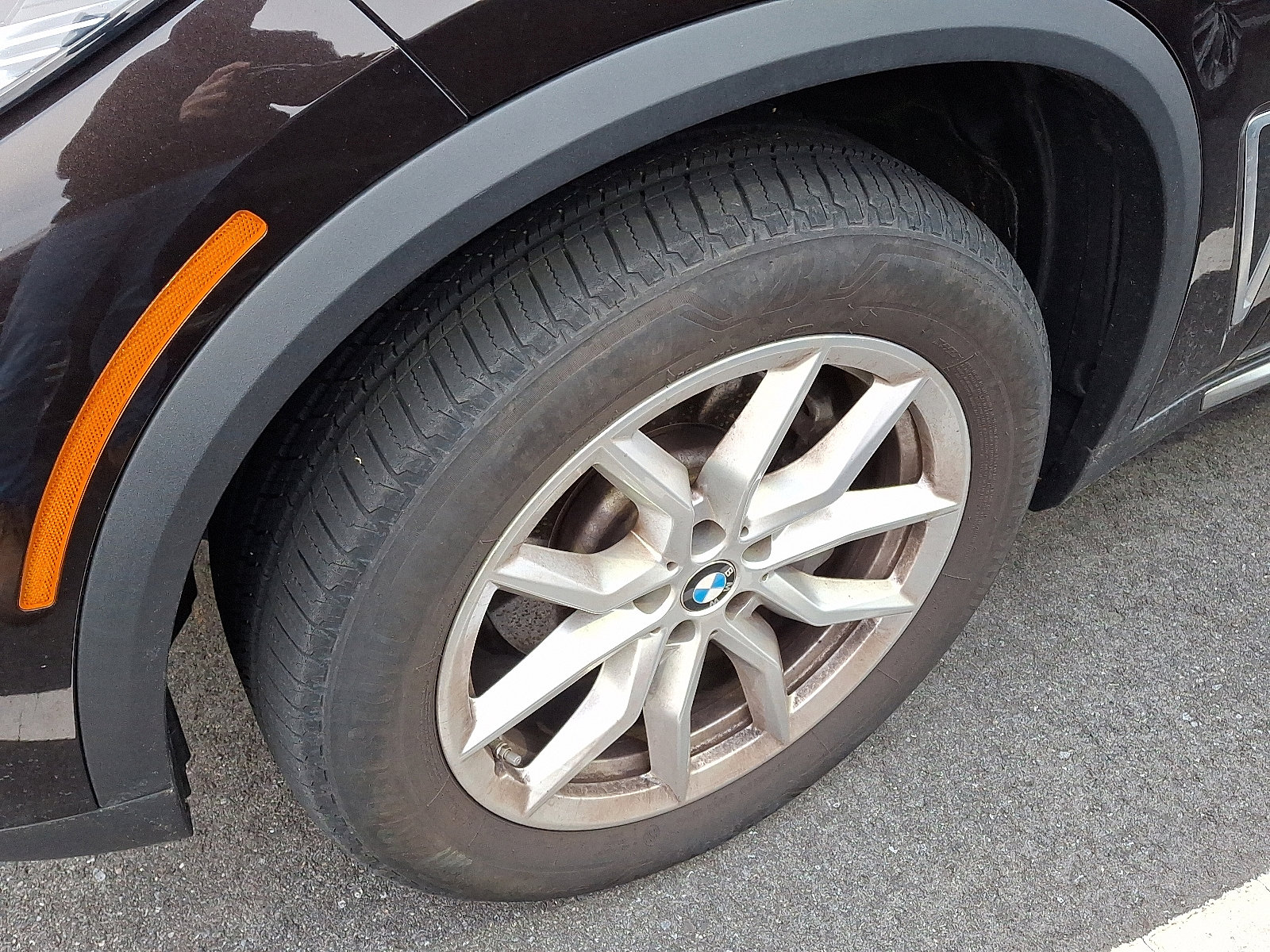 Used 2023 BMW X5 xDrive40i w/ Premium Package image 6