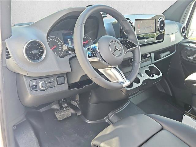 New 2026 Mercedes-Benz Sprinter 2500 image 3