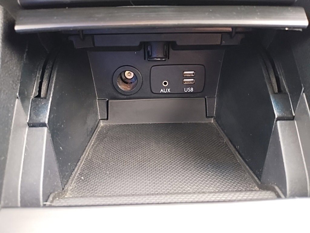 Used 2018 Subaru Outback 2.5i Limited image 34