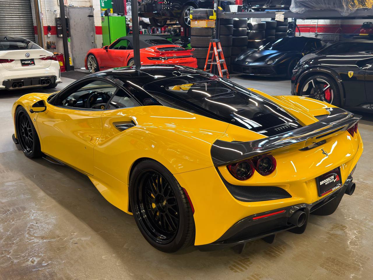Used 2020 Ferrari F8 Tributo RWD image 11