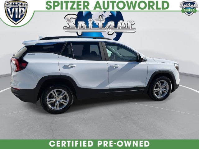 Certified 2024 GMC Terrain SLE w/ Driver Convenience Package FWD image 16