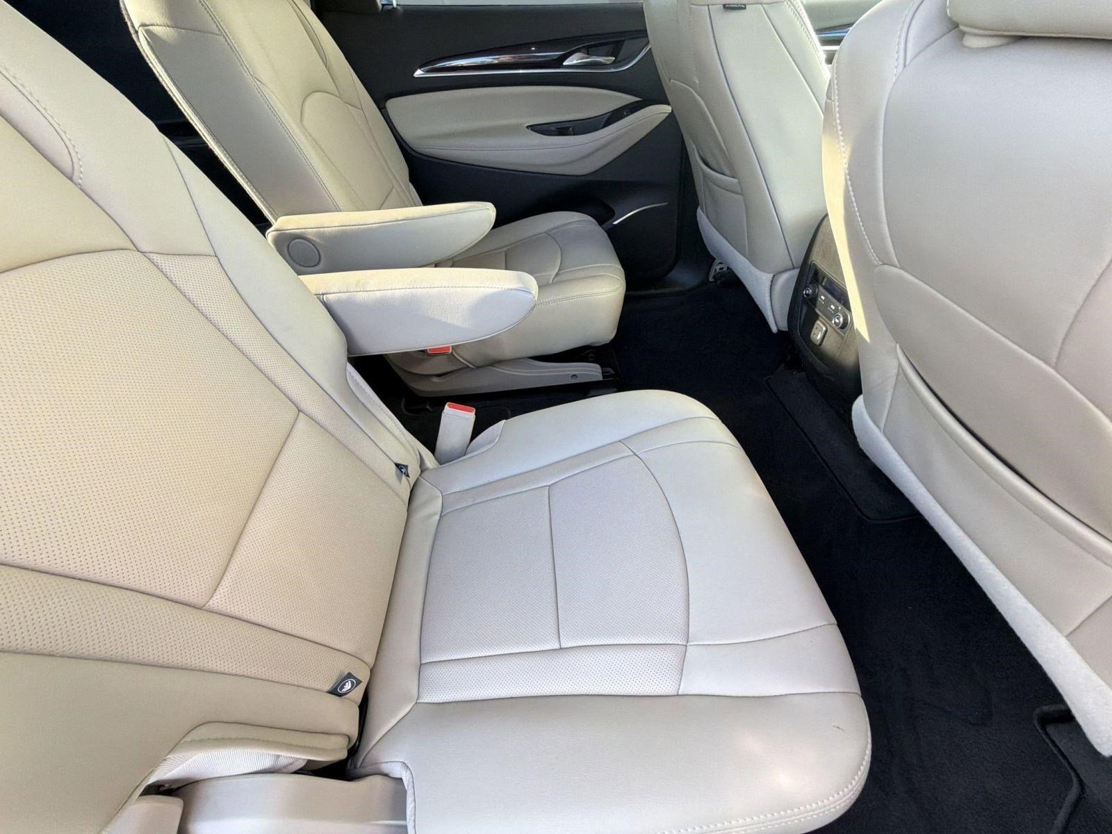 Used 2020 Buick Enclave Essence FWD image 32