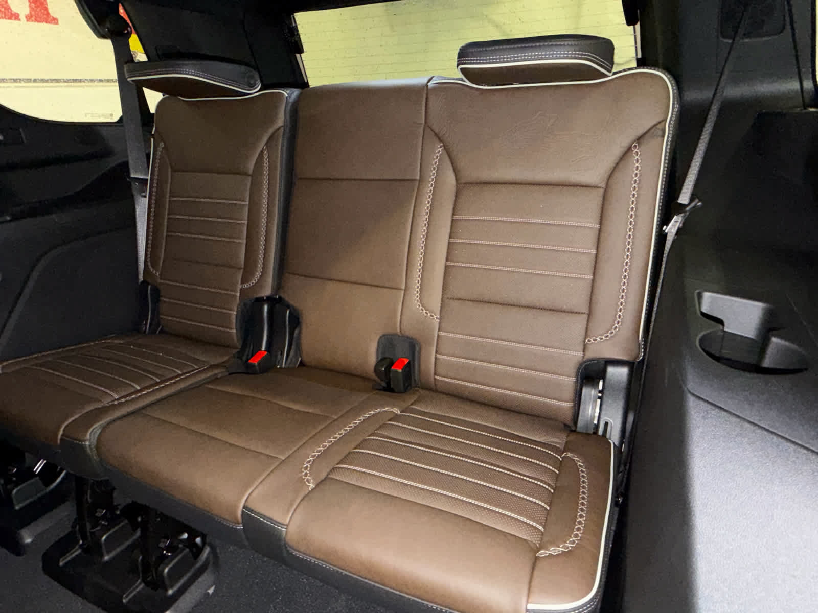 New 2026 GMC Yukon Denali Ultimate AWD/4WD image 24