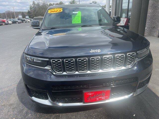 Used 2023 Jeep Grand Cherokee L Summit image 23