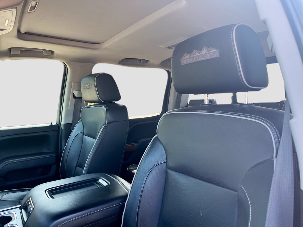 Used 2019 Chevrolet Silverado 2500 High Country w/ Duramax Plus Package AWD/4WD image 21