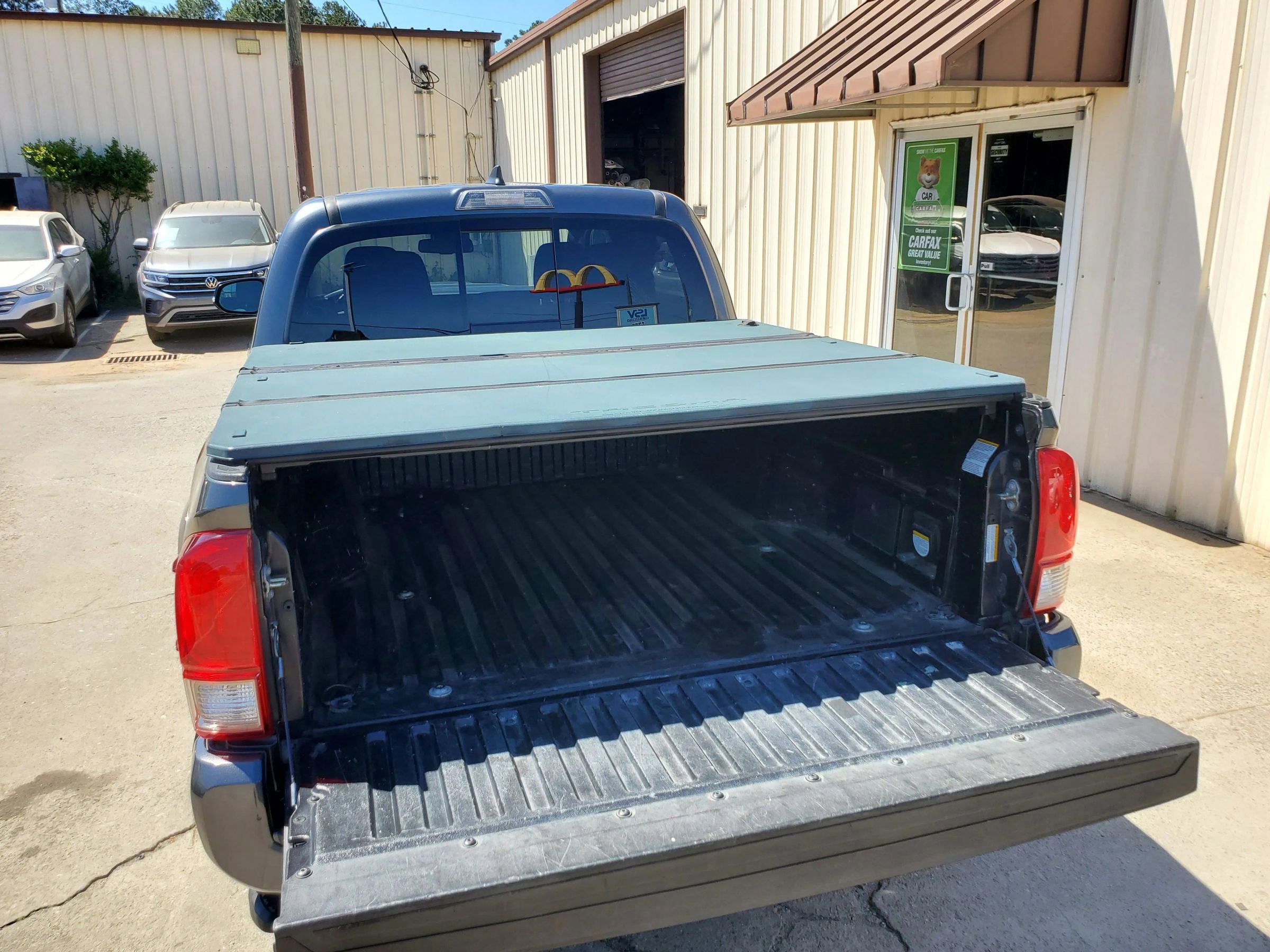 Used 2017 Toyota Tacoma TRD Sport w/ Tow Package image 52