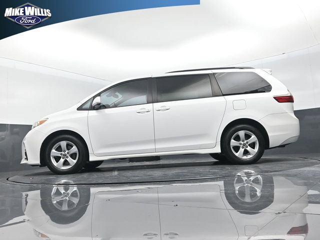Used 2020 Toyota Sienna LE image 20
