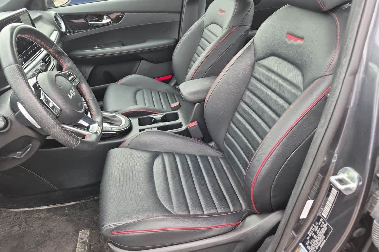 Used 2023 Kia Forte GT w/ GT2 Package FWD image 16