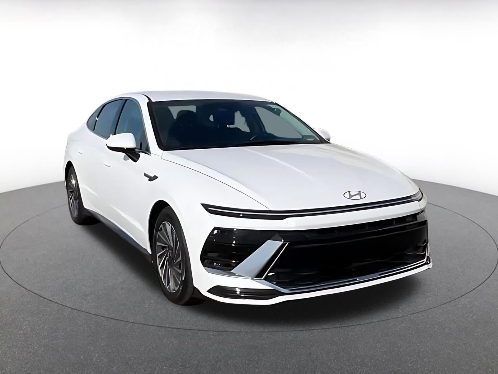 Used 2025 Hyundai Sonata SEL image 3