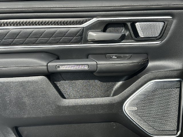Used 2026 RAM 1500 Tungsten AWD/4WD image 18