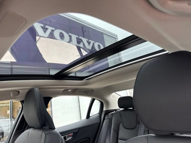 Used 2023 Volvo S60 B5 Ultimate w/ Climate Package AWD/4WD image 27