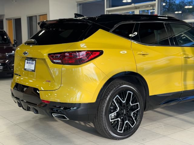 Used 2023 Chevrolet Blazer RS w/ Driver Confidence II Package AWD/4WD image 11