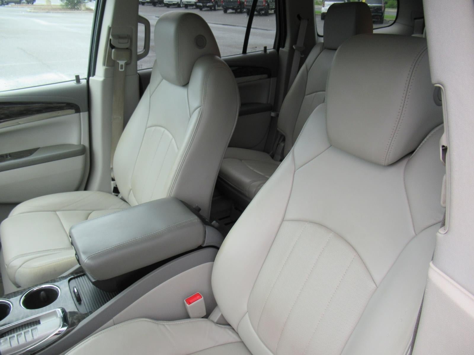 Used 2013 Buick Enclave Leather FWD image 17