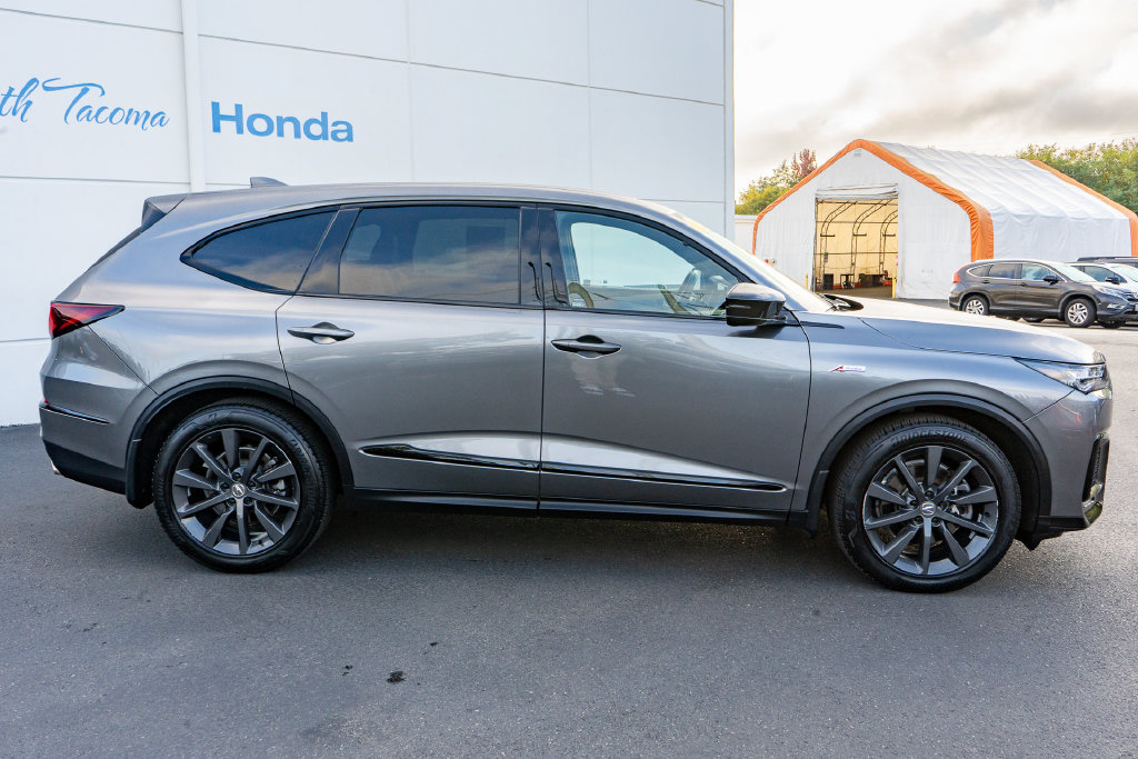 Used 2025 Acura MDX A-Spec AWD/4WD image 16