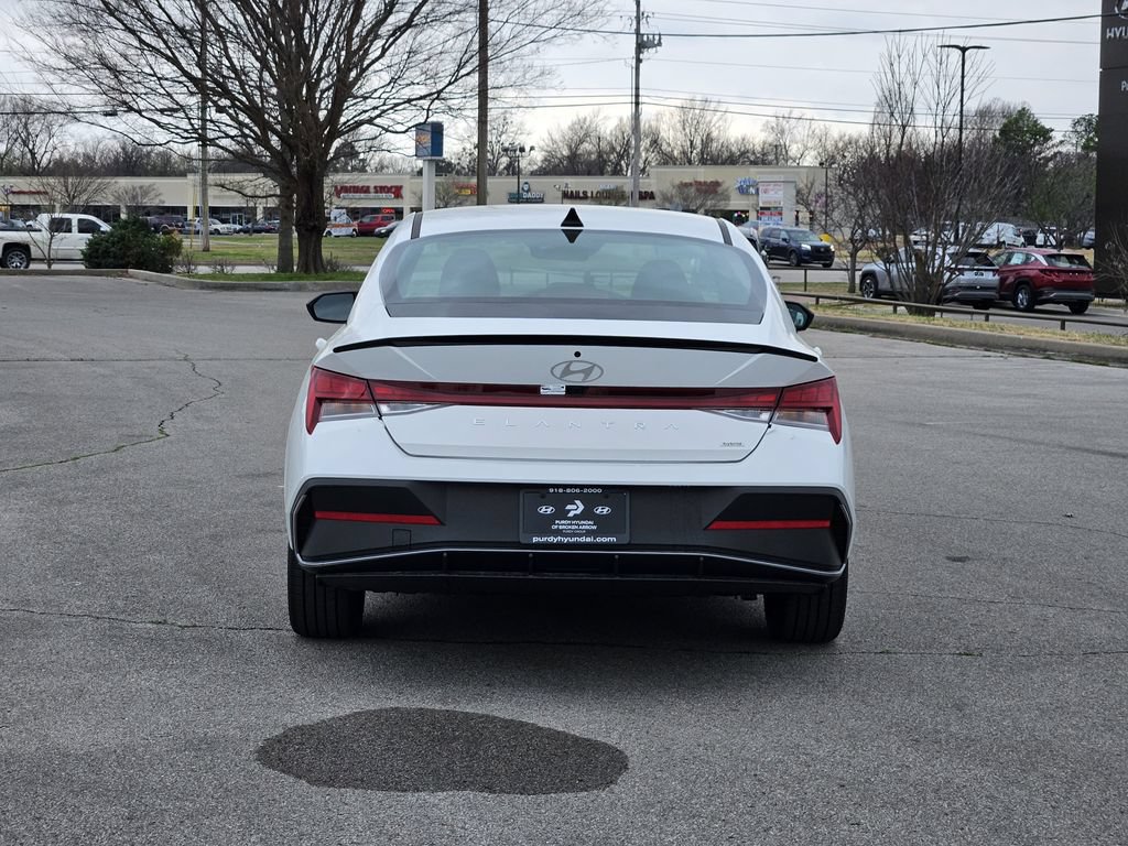 New 2026 Hyundai Elantra SEL FWD image 6