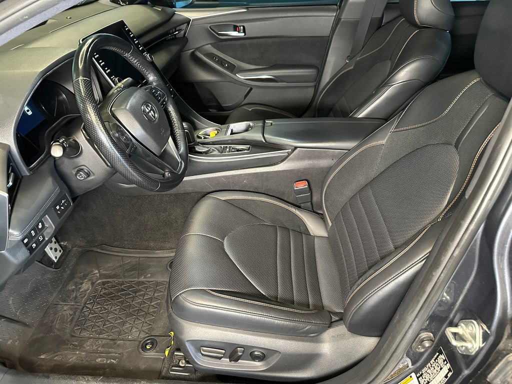 Used 2019 Toyota Avalon Touring w/ Advanced Safety Package FWD image 20