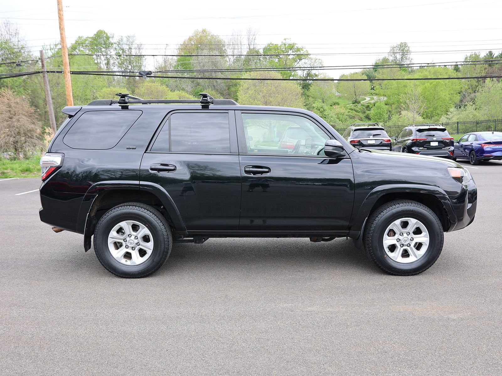 Used 2016 Toyota 4Runner SR5 AWD/4WD image 8