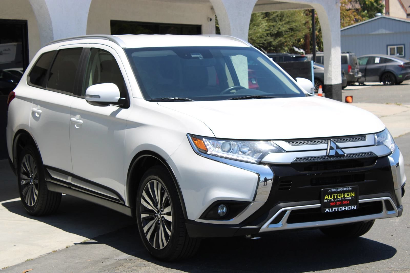 Used 2020 Mitsubishi Outlander SEL FWD image 3