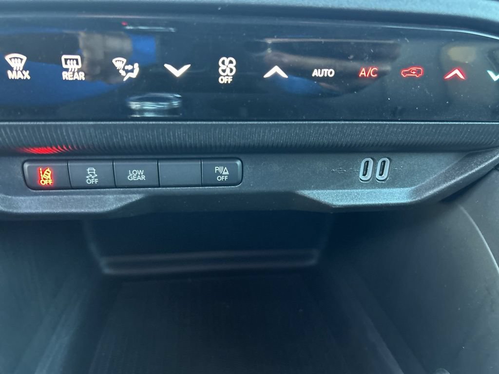 New 2026 Jeep Cherokee Laredo AWD/4WD image 40