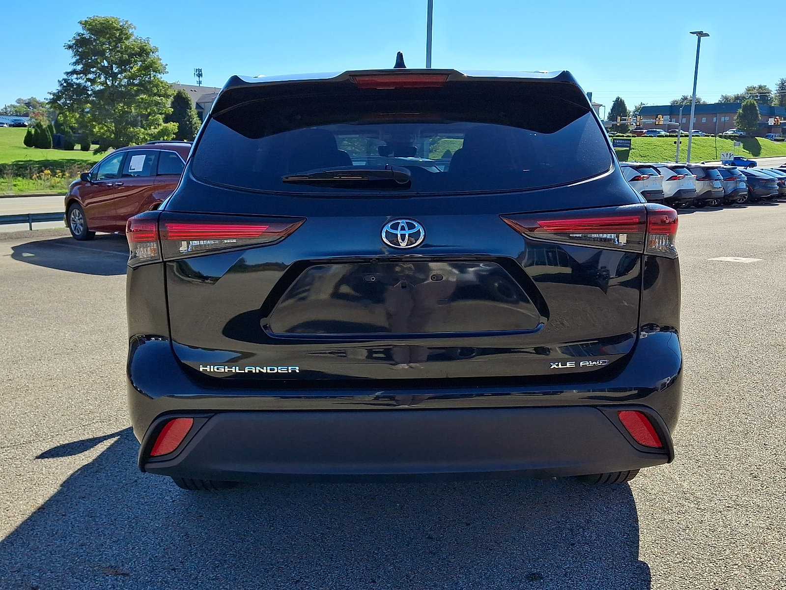 Used 2026 Toyota Highlander XLE AWD/4WD image 5
