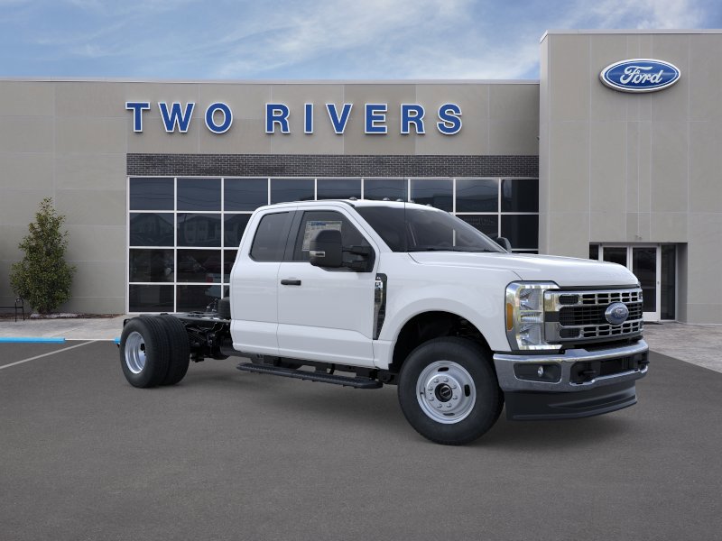 New 2025 Ford F350 XL w/ XL Chrome Package image 7