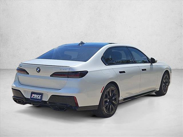 Certified 2024 BMW 760i xDrive AWD/4WD image 5