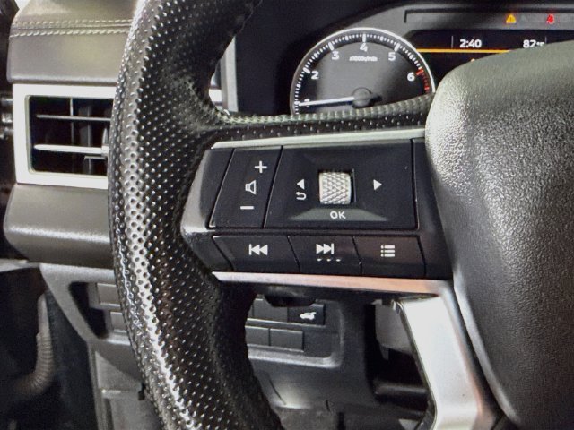 Used 2023 Mitsubishi Outlander SE Black Edition FWD image 13