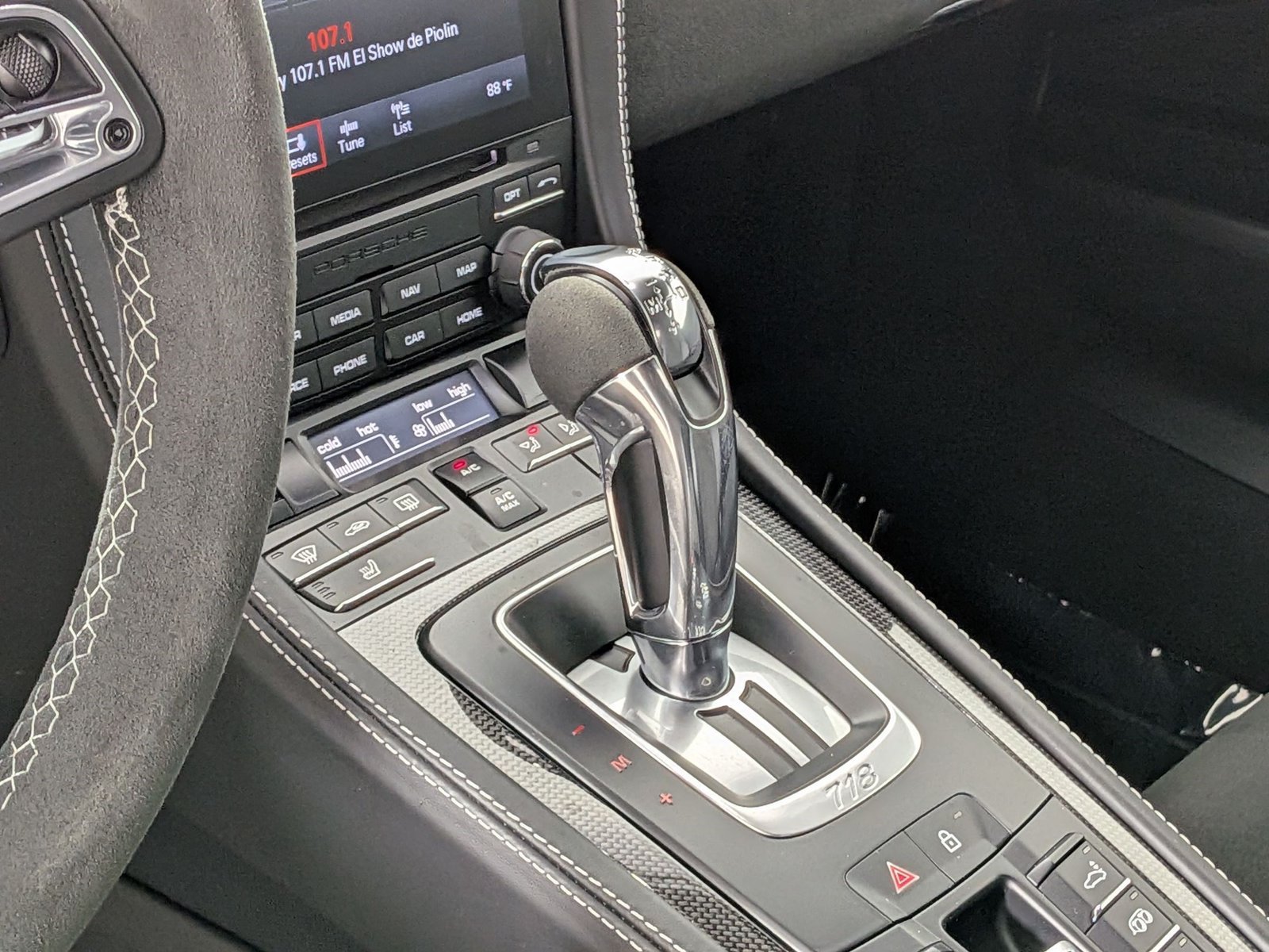Certified 2021 Porsche 718 Boxster Spyder RWD image 19
